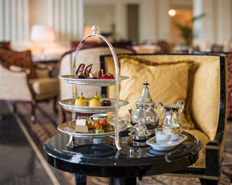 afternoon tea palazzo versace|afternoon tea Versace dubai.